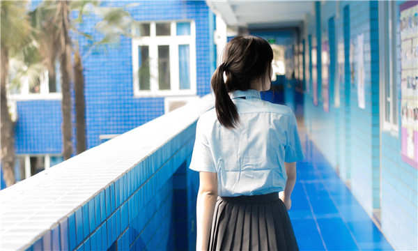 龙里如何找到一个可以帮助我生孩子的女人？